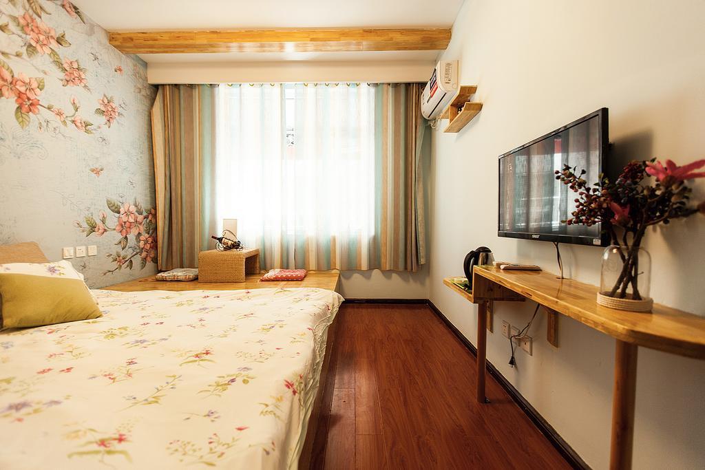 Lijiang Flower Theme Hostel Номер фото